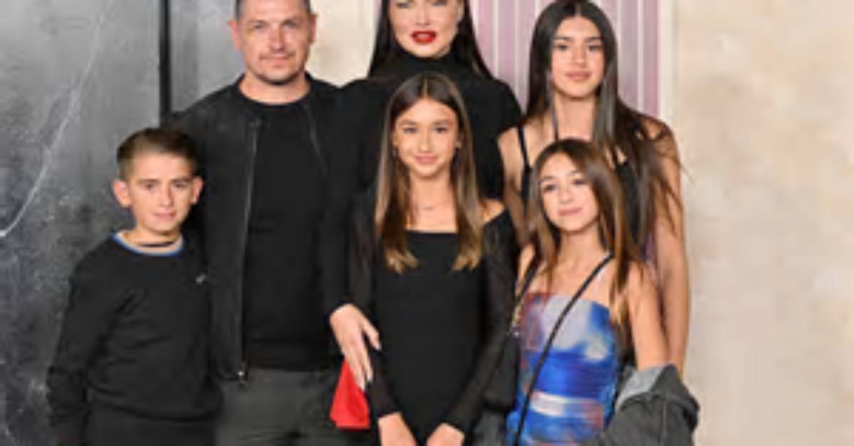 Adriana Lima's Children: a Glimpse into the Life of the Supermodel and Her Family