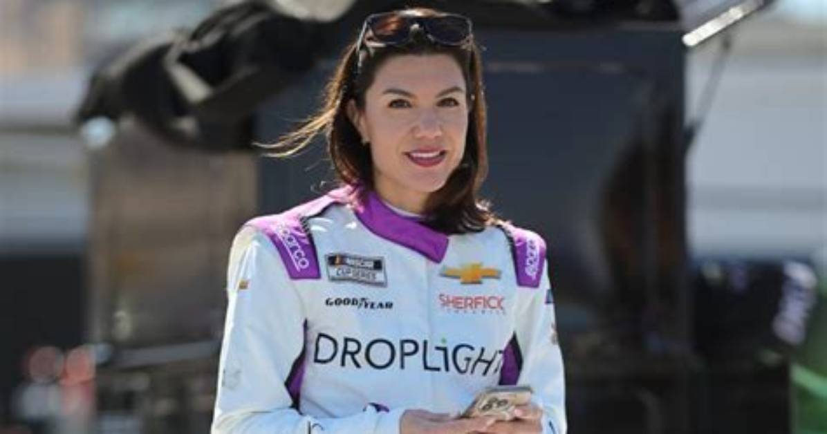 Current Female Nascar Drivers ·
