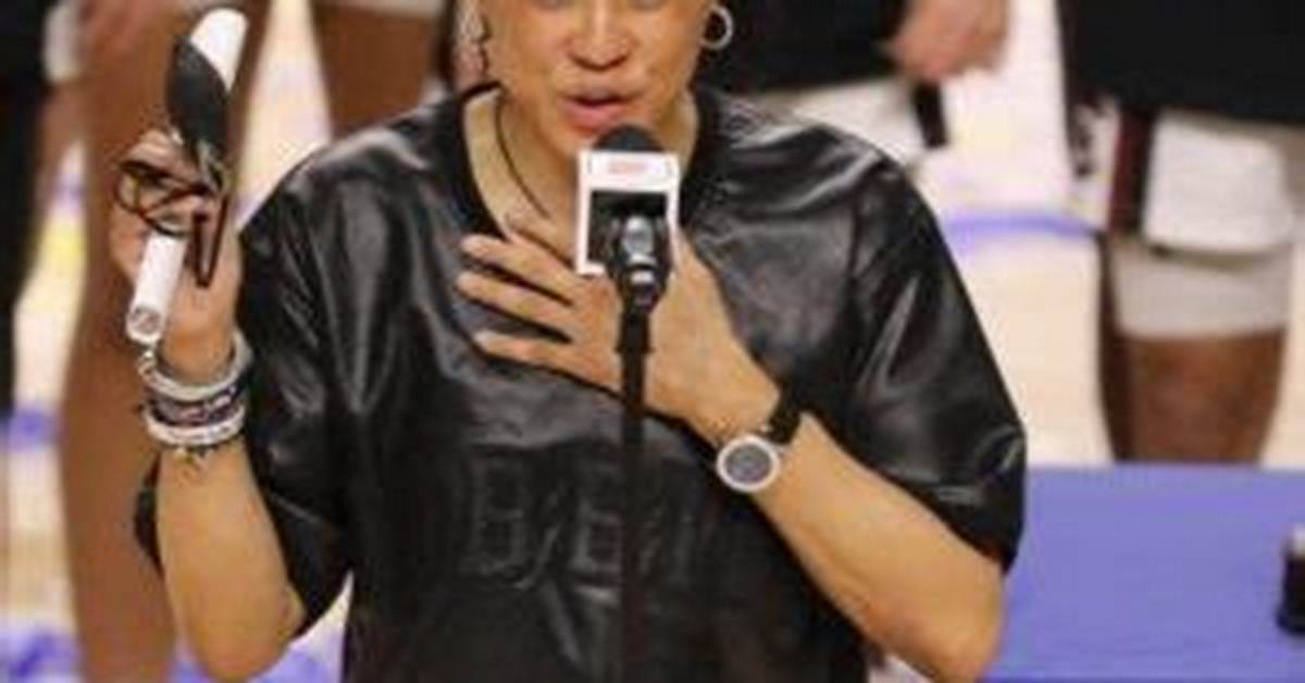 Dawn Staley Pleaded Help for Sisters Cancer |