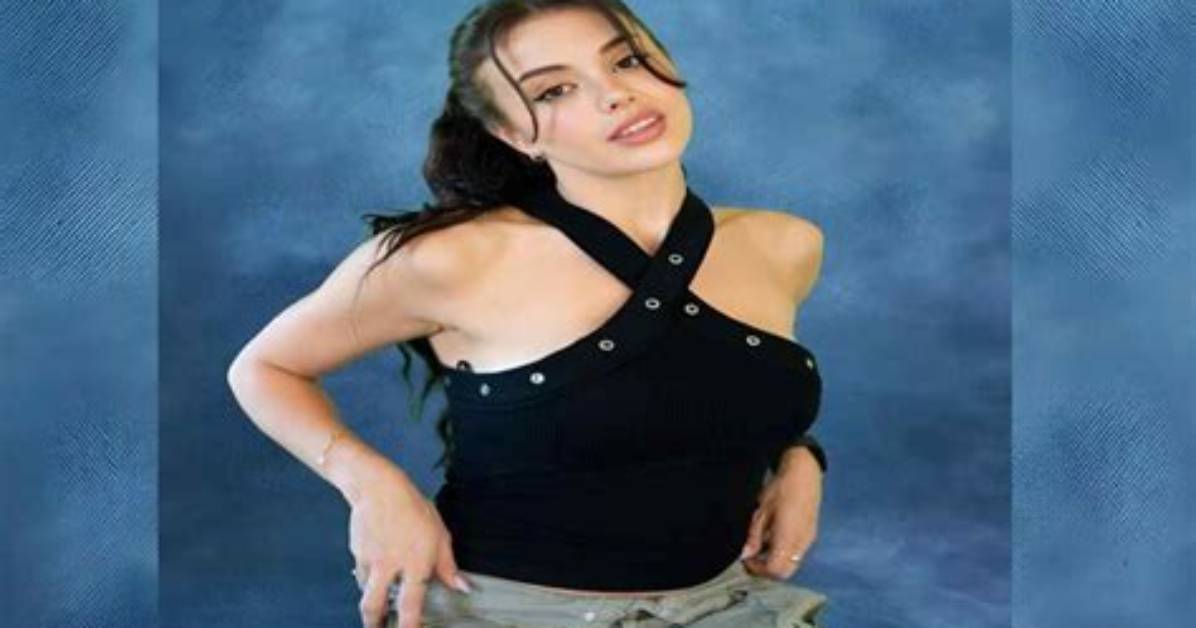 Emily Black Height, Weight, Net Worth, Age, Birthday, Wikipedia, Who, Nationality, Biography