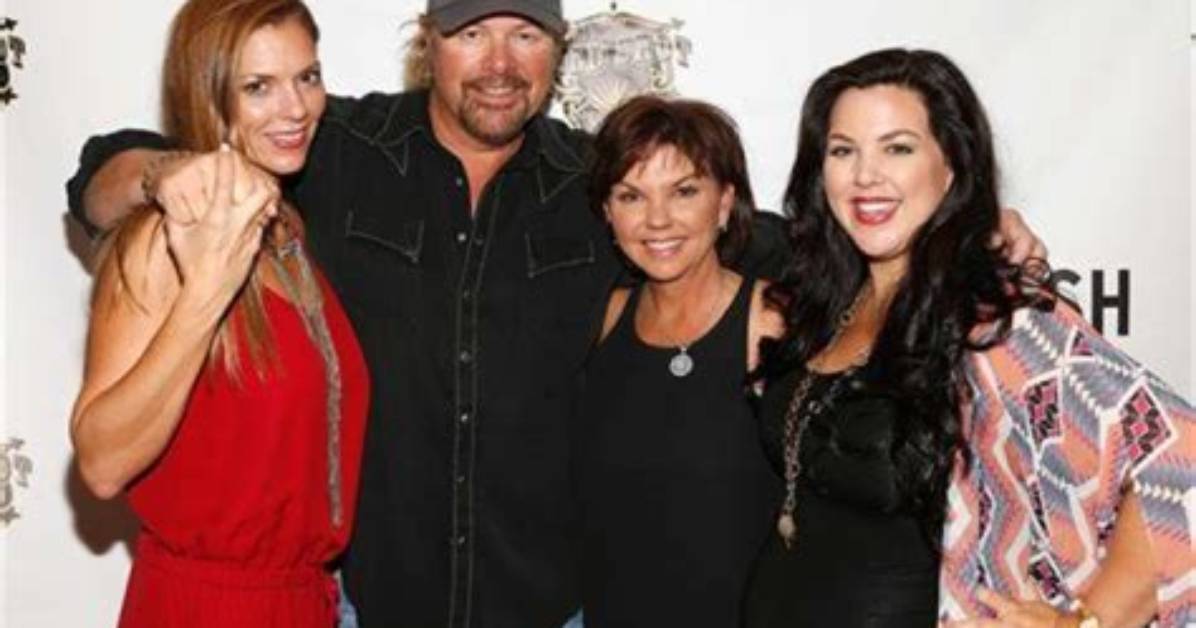Get to Know the Members of Toby Keith’s Family and His Business Ventures Outside Music