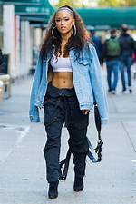 Glance at the Life of Serayah Mcneil ·