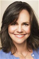 How Tall Is Sally Field