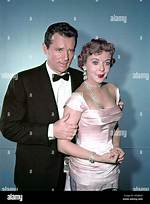 Howard Duff |