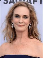 Is Lisa Emery Still Married? Know About Her Husband, Children and Instagram Photos ·