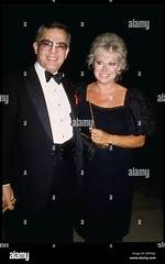 Janet Lennon Husband - a Closer Look at the Personal Life of the Famous Singer
