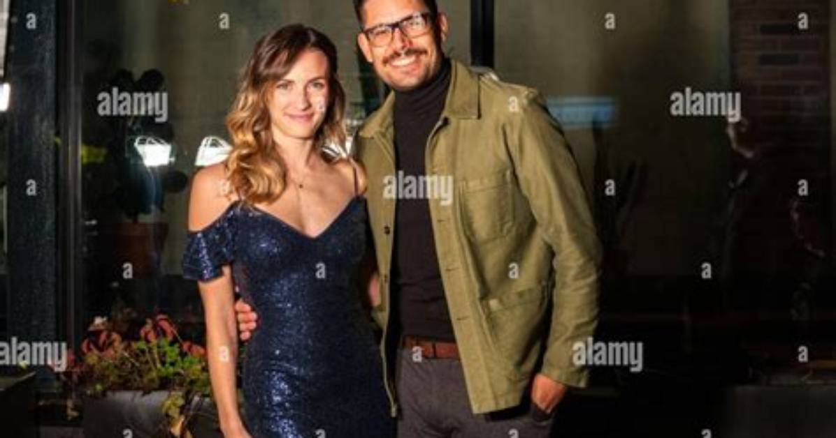 Julie Nolke Pregnant at 32 with Husband Samuel D Larson