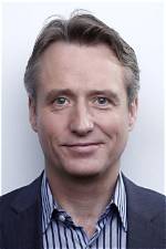 Linus Roache - Celebnetworth | Dashsync