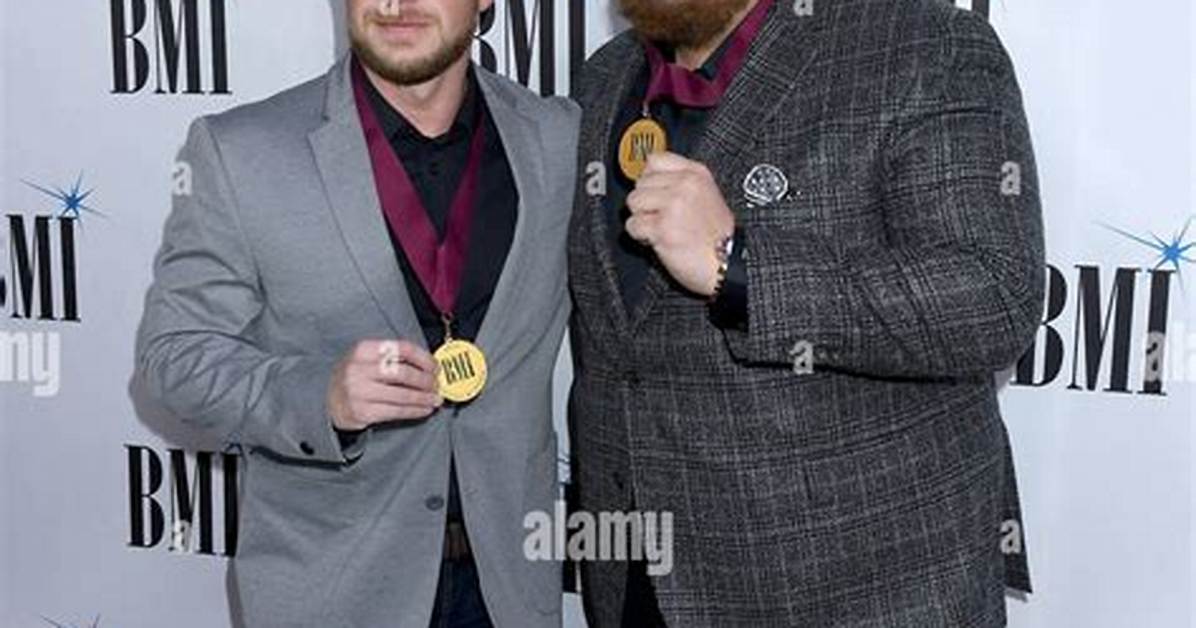 Luke Combs' Height: How Tall Is the Country Music Star?