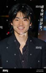 Shin Koyamada Biography, Age, Height, Wife, Net Worth, Family