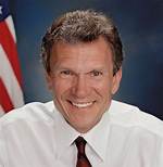 Tom Daschle Biography, Age, Height, Wife, Net Worth, Family