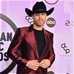 Unveiling Dustin Lynch's Marital Status: the Truth Behind "Is Dustin Lynch Married?"