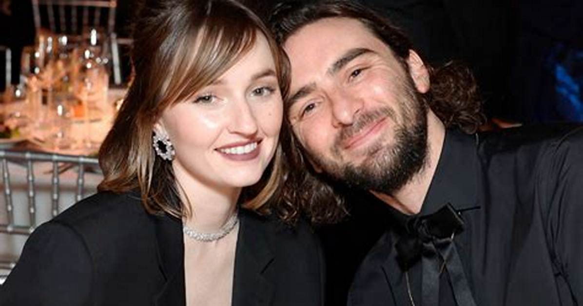 Unveiling Kaitlyn Dever's Boyfriend: Exclusive Insights