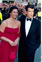 Unveiling the Enigmatic "Femme De Pierce Brosnan 2023"