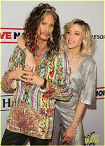 Who Is Steven Tylers Girlfriend? ·