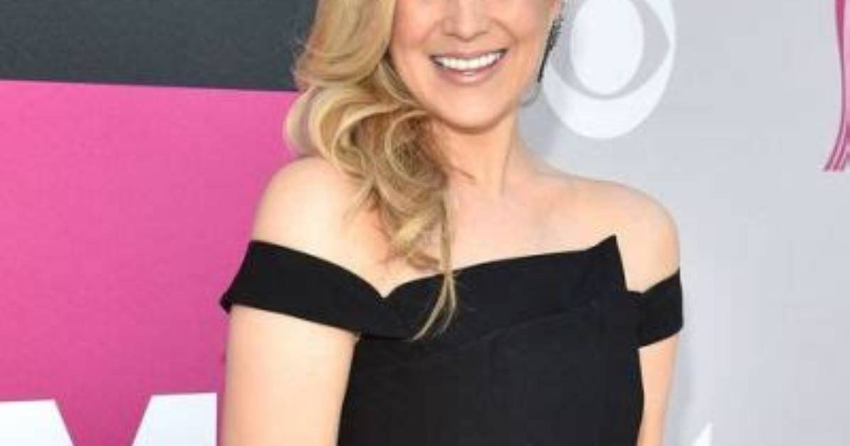 Zestdash | Kellie Pickler - Bio, Age, Wiki, Facts and Family